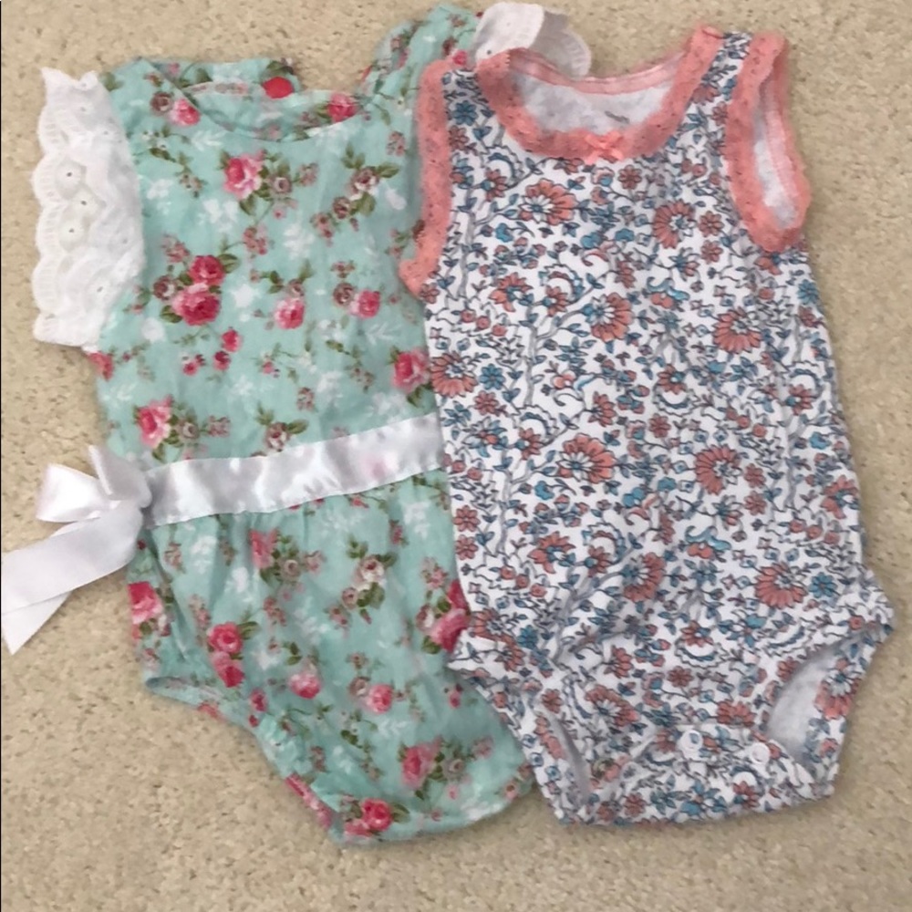 Baby girl, 3 month summer onesies